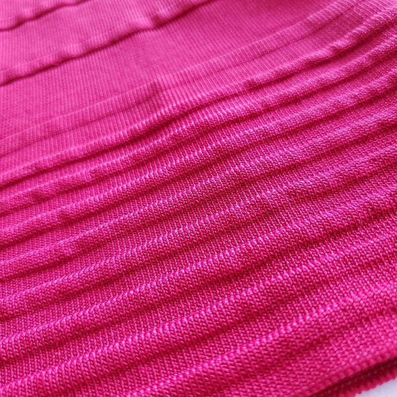 NWOT| BELL SLEEVE SWEATER - Picture 8 of 14